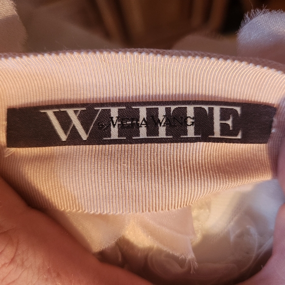 Wedding Dress - Picture 13 of 16